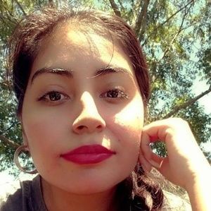 Meet your Posher, Antonia